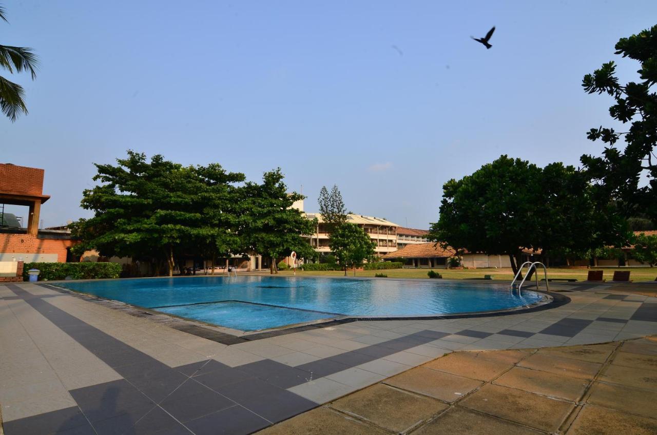 Laya Beach Wadduwa Exterior photo